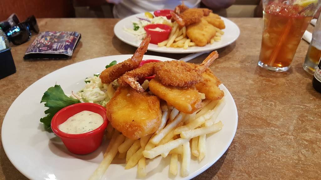 Ruby’s Diner | restaurant | 3333 Bear St #120, Costa Mesa, CA 92626, USA | 7146627829 OR +1 714-662-7829