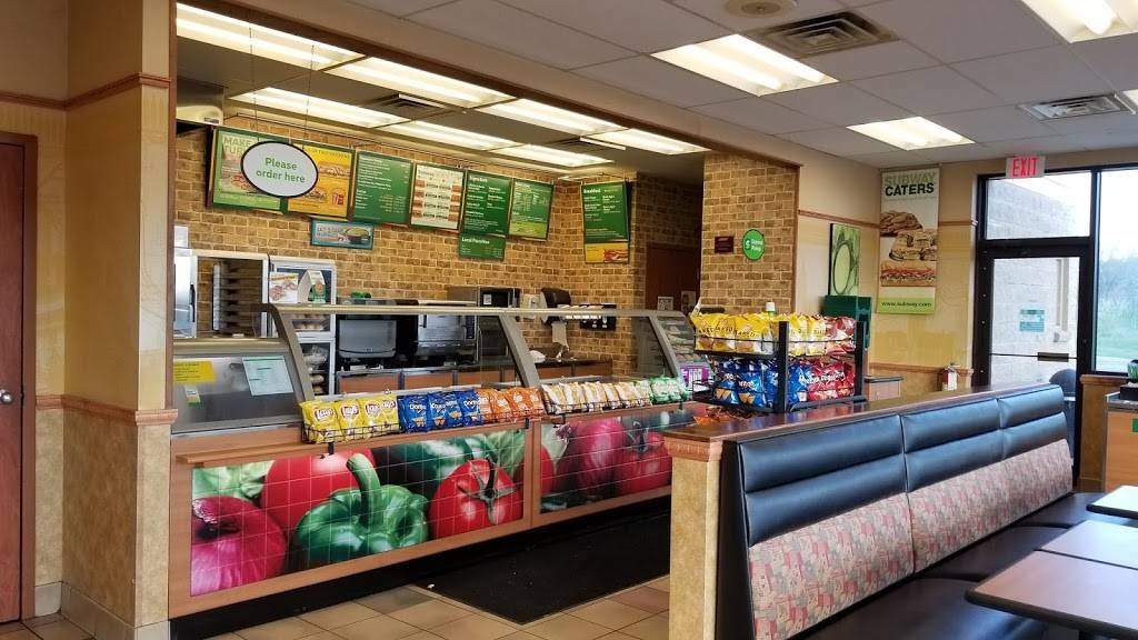 Subway | restaurant | 2786 Salt Springs Rd, Girard, OH 44420, USA | 3305305100 OR +1 330-530-5100