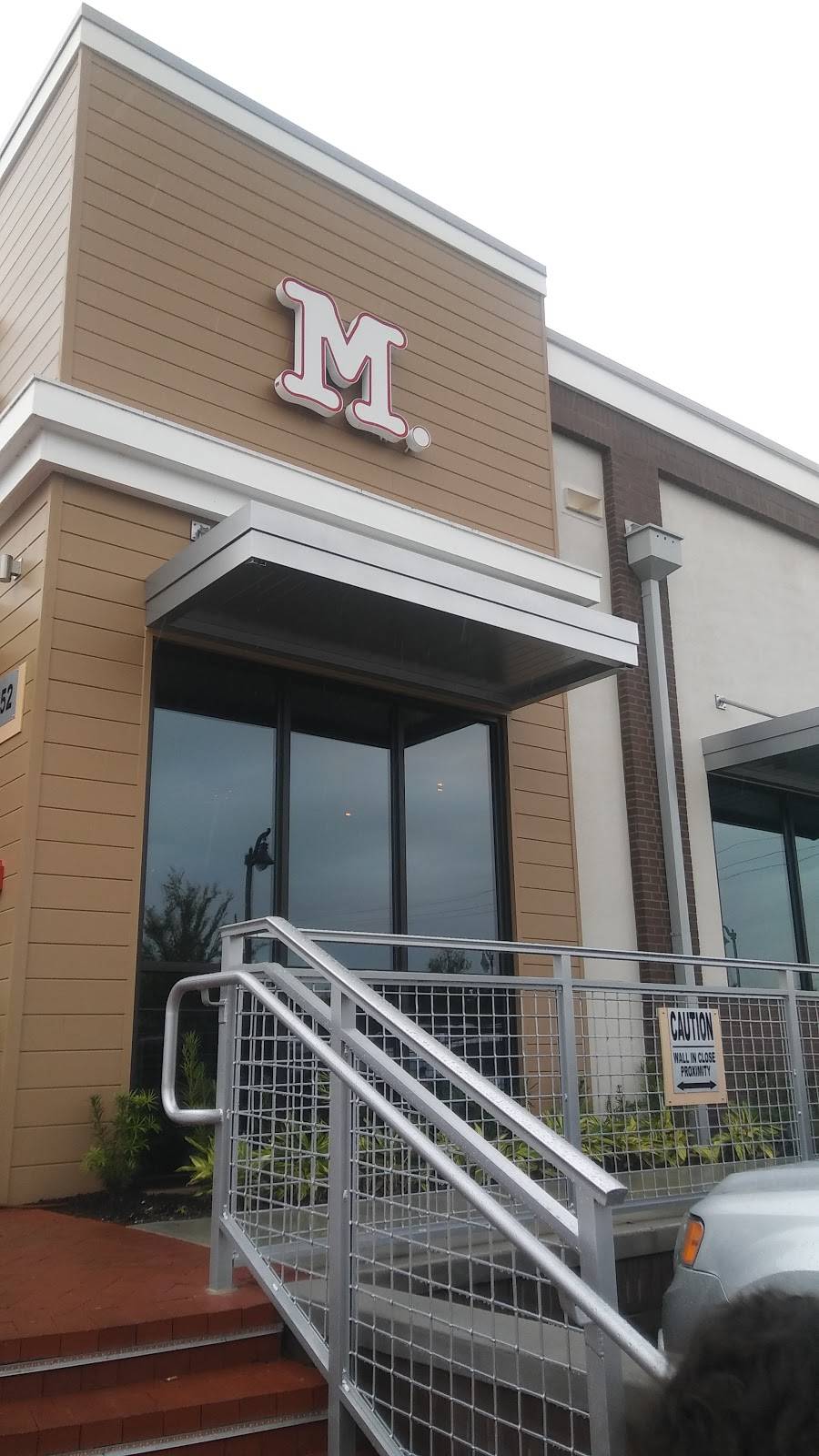 Marlows Tavern | restaurant | 352 Mike Roberto Way, Oviedo, FL 32765, USA | 4075421475 OR +1 407-542-1475