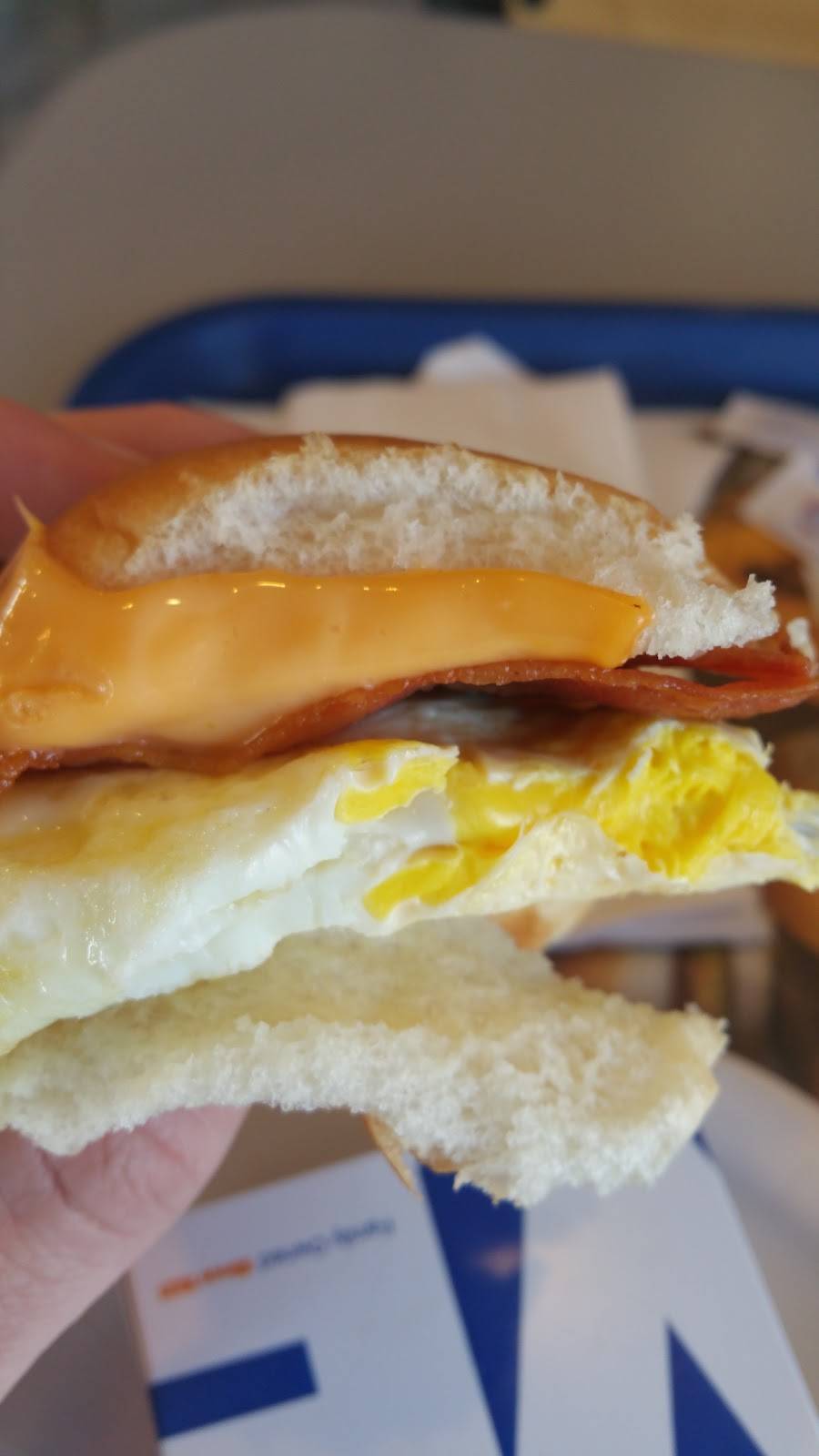 White Castle | restaurant | 9480 Dunkirk Ln N, Maple Grove, MN 55311, USA | 7634169714 OR +1 763-416-9714