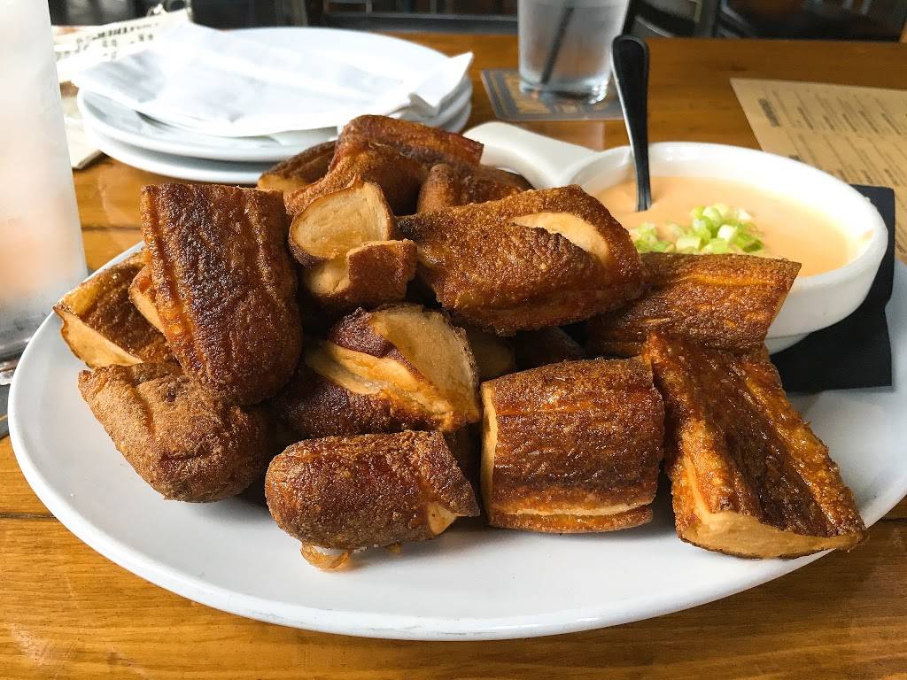 Druthers Brewing Company | restaurant | 1053 Broadway, Albany, NY 12204, USA | 5186507996 OR +1 518-650-7996