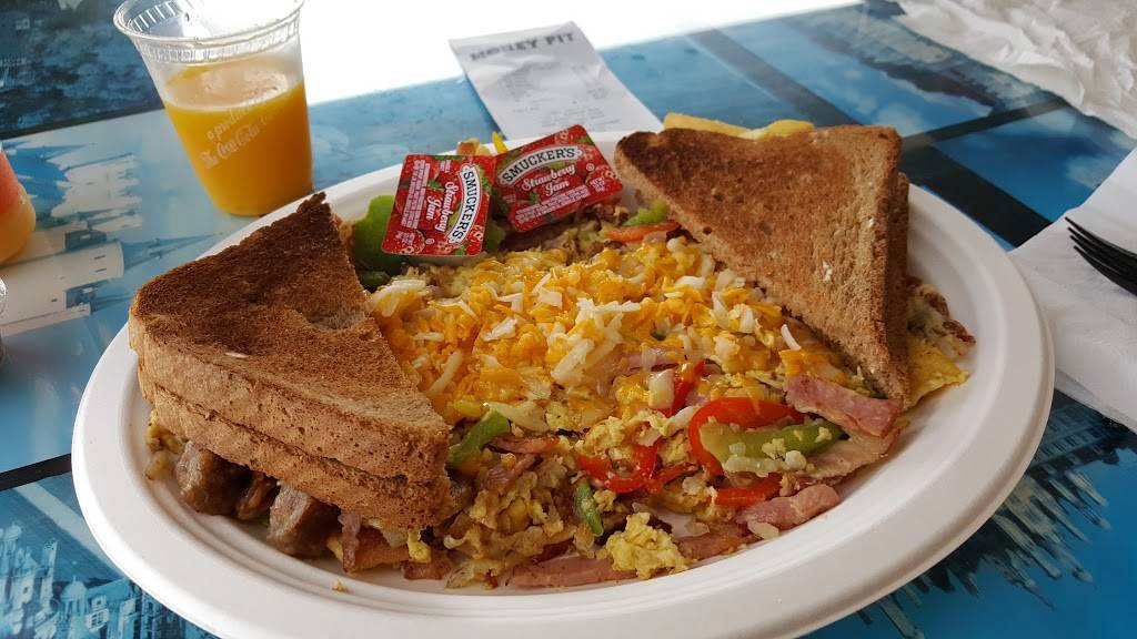 Money Pit | restaurant | 1360 E Mission Rd, San Marcos, CA 92069, USA | 7607437775 OR +1 760-743-7775