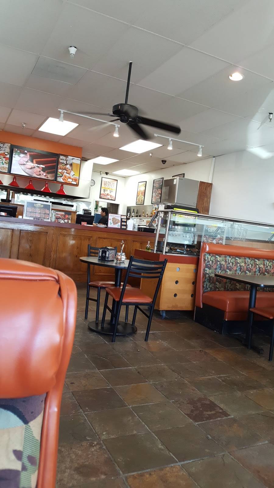 Round Table Pizza | meal delivery | 32525 Golden Lantern, Dana Point, CA 92629, USA | 9494969800 OR +1 949-496-9800