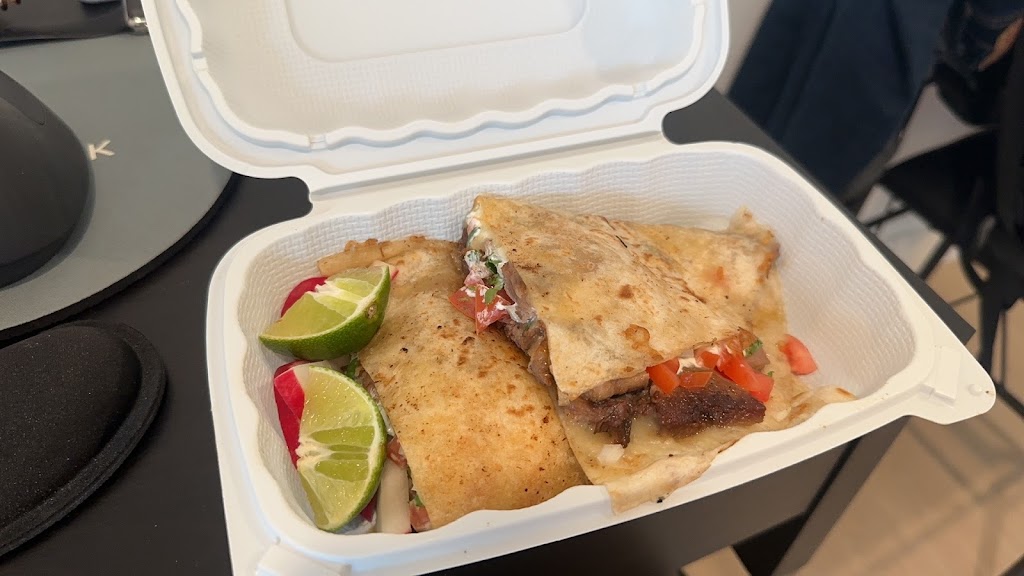 Los Toluca Taco Truck | restaurant | 811 E Arques Ave, Sunnyvale, CA 94085, USA | 6504175595 OR +1 650-417-5595