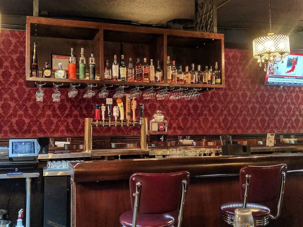 25 Degrees Chicago | restaurant | 736 N Clark St, Chicago, IL 60654, USA | 3129439700 OR +1 312-943-9700