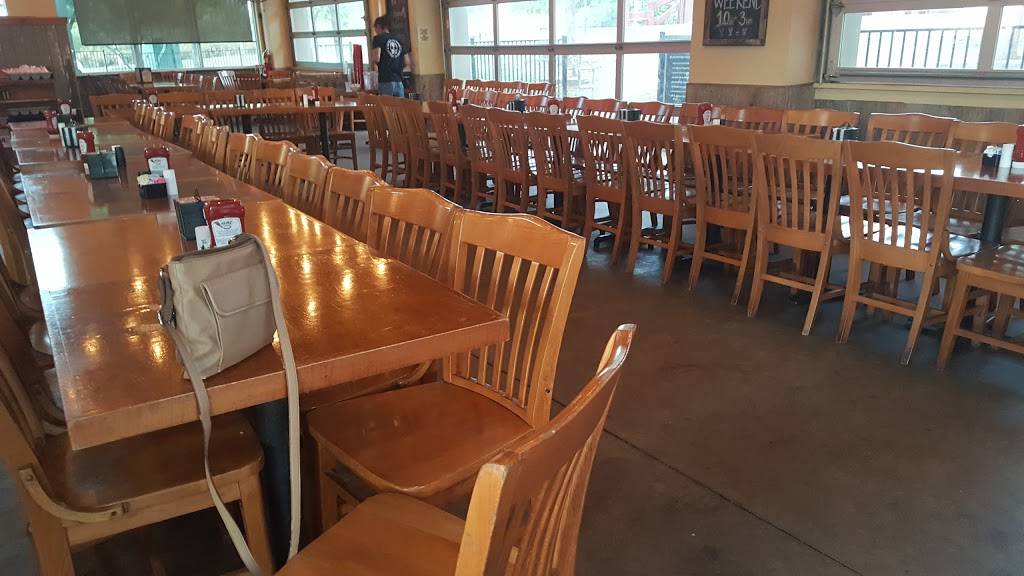 Waterloo Ice House Escarpment | restaurant | 9600 Escarpment Blvd, Austin, TX 78749, USA | 5123011007 OR +1 512-301-1007