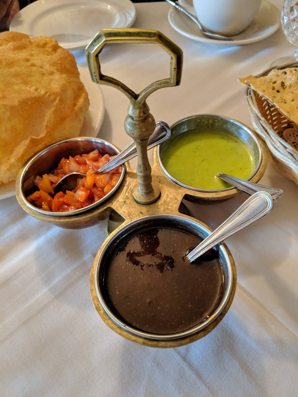 King of Tandoor | restaurant | 1824 Callowhill St, Philadelphia, PA 19130, USA | 2155680750 OR +1 215-568-0750