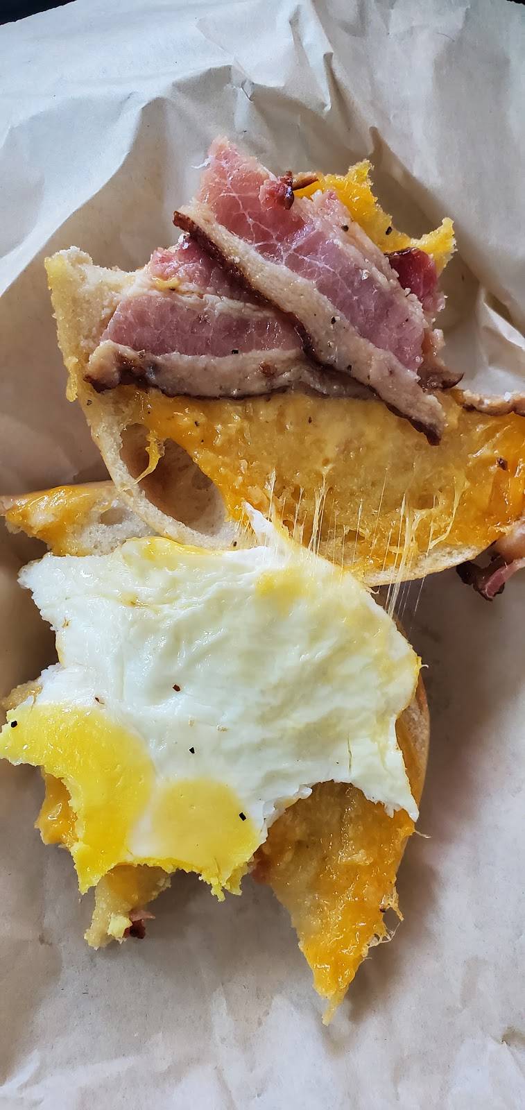 Caribou Coffee | cafe | 325 Clydesdale Trail Suite 100, Medina, MN 55340, USA | 7634783027 OR +1 763-478-3027