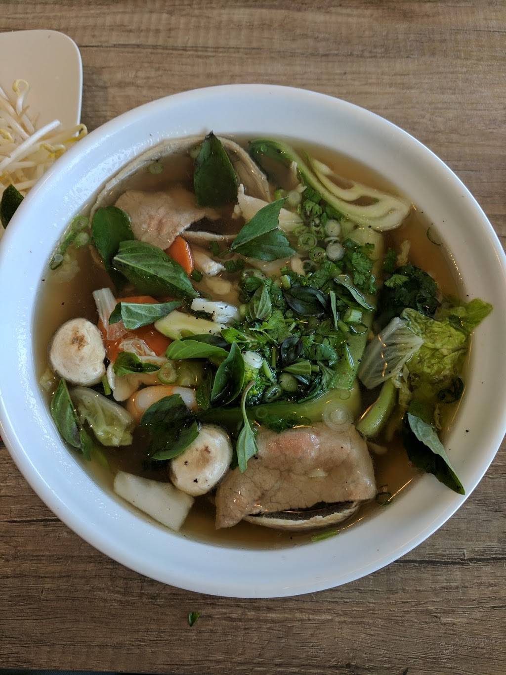 Waiting Phở U | restaurant | 181 Livingstone St E unit 22, Barrie, ON L4M 6Z4, Canada | 7052522705 OR +1 705-252-2705