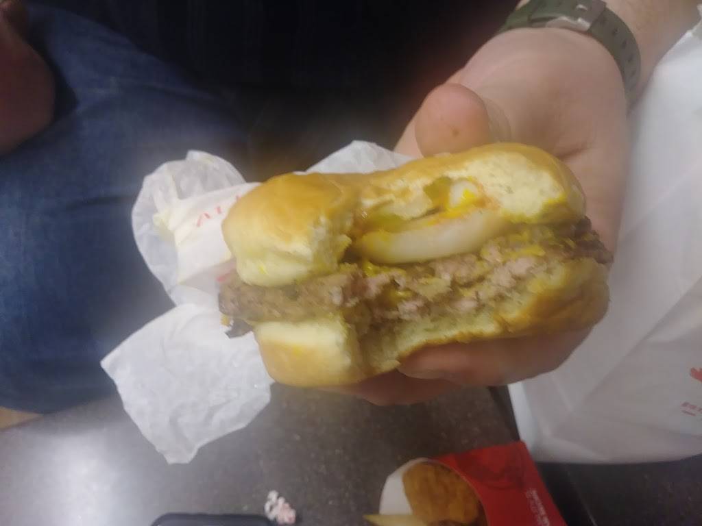 Wendys | restaurant | 5998 Stage Rd, Bartlett, TN 38134, USA | 9013866190 OR +1 901-386-6190