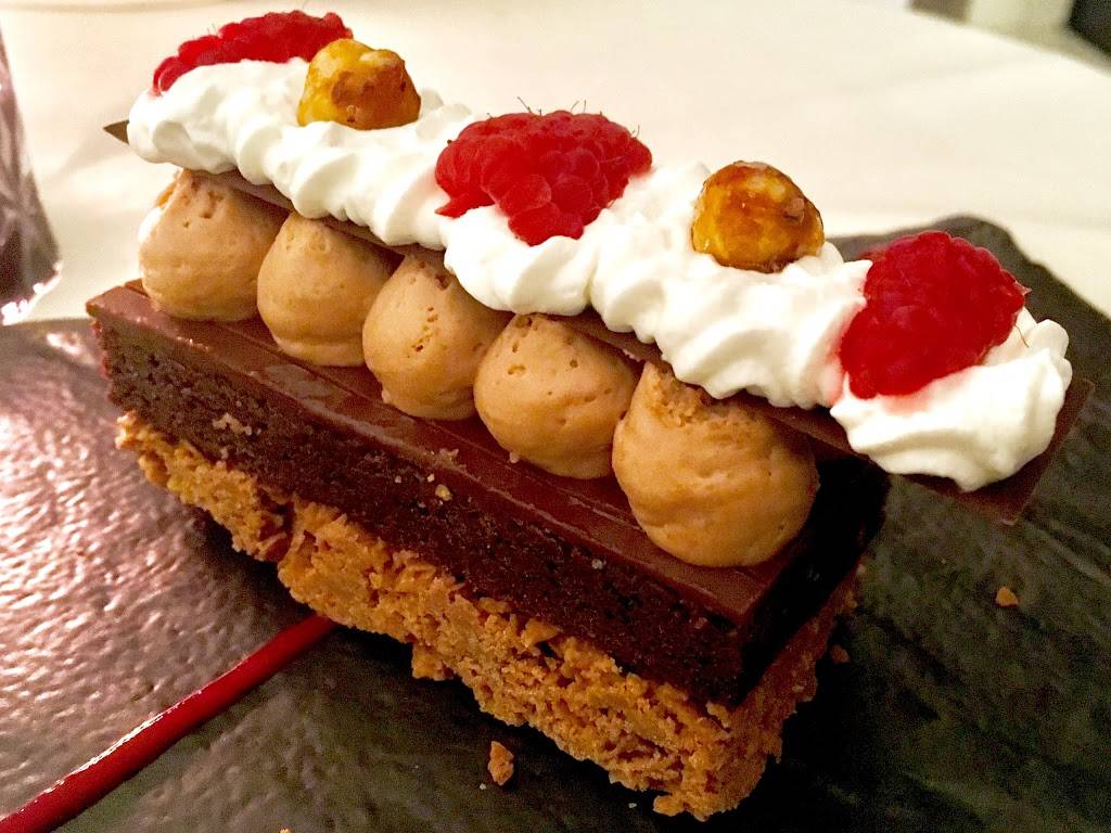 Armanis | restaurant | 2900 Bayport Dr, Tampa, FL 33607, USA | 8132076800 OR +1 813-207-6800