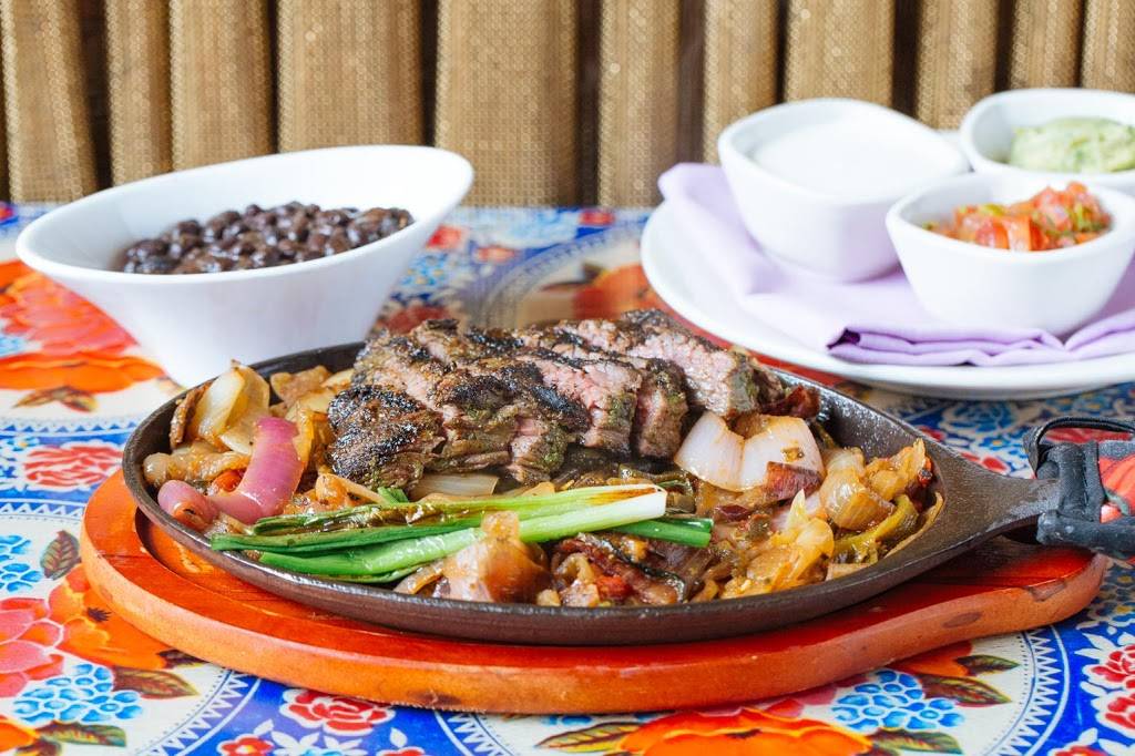 Distrito | restaurant | 3945 Chestnut St, Philadelphia, PA 19104, USA | 2152221657 OR +1 215-222-1657