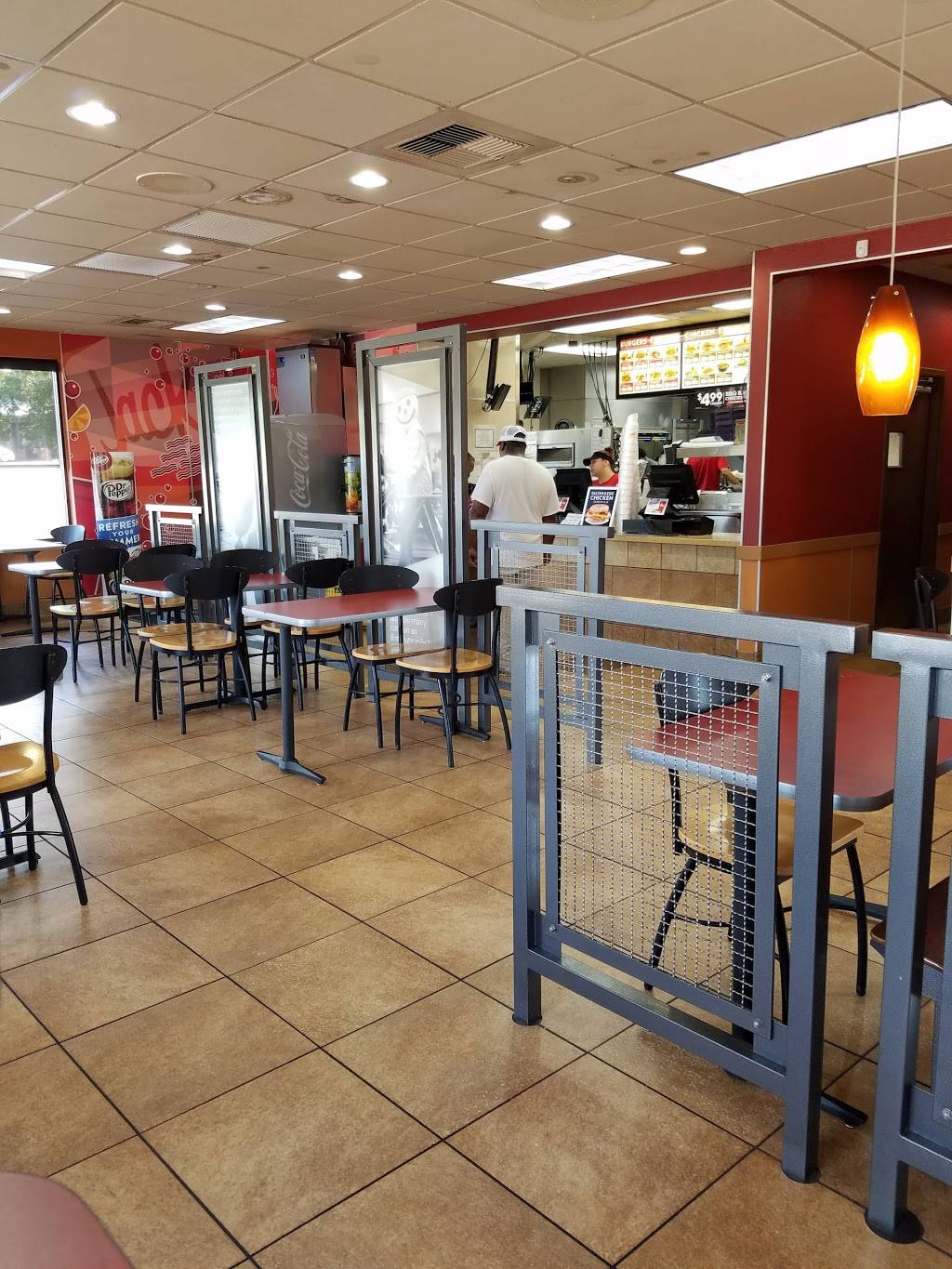 Jack in the Box | restaurant | 1902 E Denman Ave, Lufkin, TX 75901, USA | 9366342011 OR +1 936-634-2011
