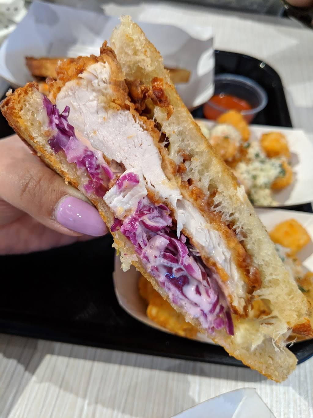 Melt Shop | restaurant | 55 Parsonage Rd, Edison, NJ 08837, USA | 7322189391 OR +1 732-218-9391