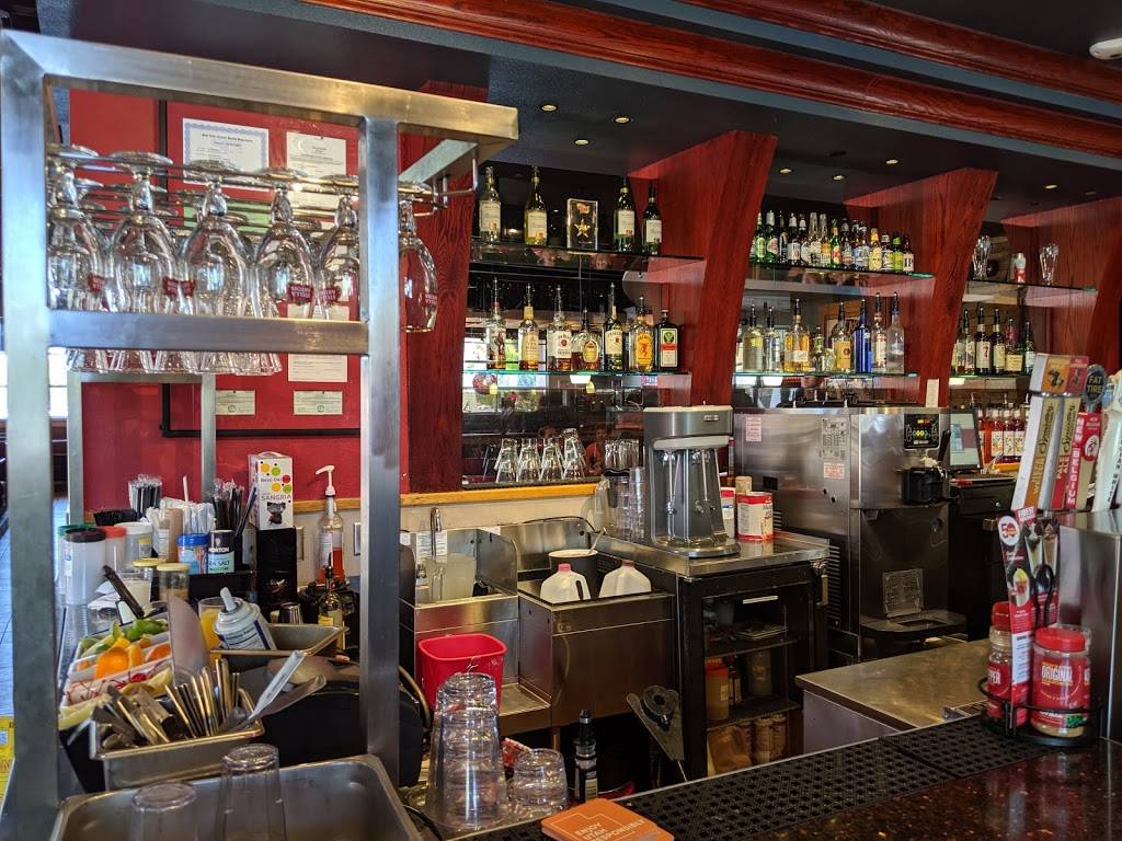 Red Robin Gourmet Burgers and Brews To-Go & Delivery Only | restaurant | 11615 South, District Main Dr, South Jordan, UT 84095, USA | 8014955706 OR +1 801-495-5706