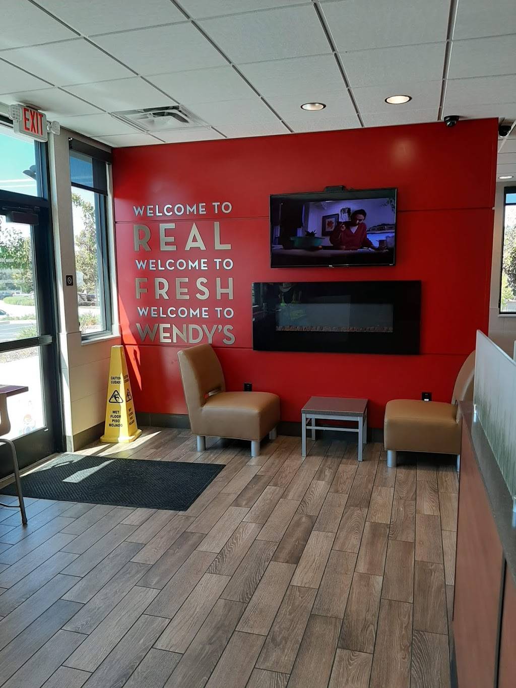 Wendys | restaurant | 8600 Curbaril Ave, Atascadero, CA 93422, USA | 8055385088 OR +1 805-538-5088