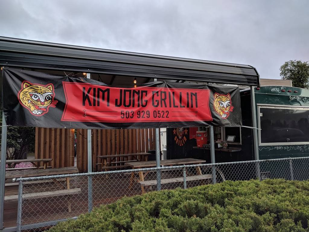 Kim Jong Grillin | restaurant | 4606 SE Division St, Portland, OR 97206, USA | 5039290522 OR +1 503-929-0522