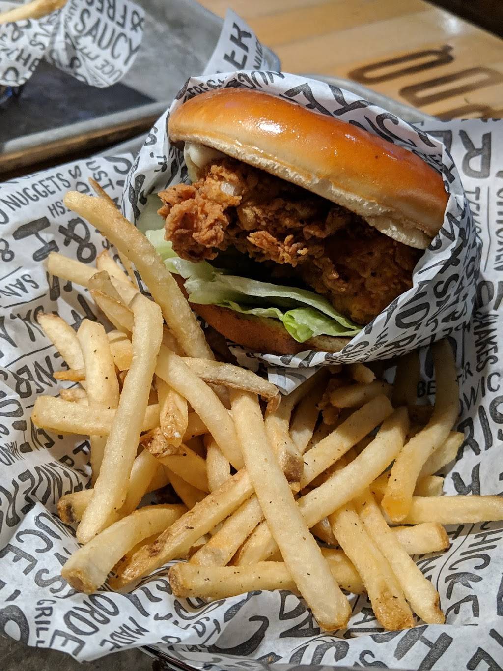 PDQ Restaurant | restaurant | 614 Haddonfield Rd, Cherry Hill, NJ 08002, USA | 8563353239 OR +1 856-335-3239