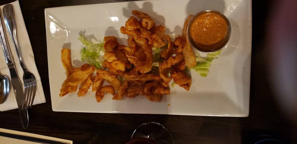 Oaks Tavern and Kitchen | restaurant | 9225 Carlton Hills Blvd, Santee, CA 92071, USA | 6194567910 OR +1 619-456-7910