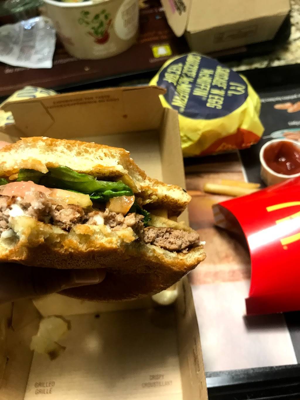 McDonalds | cafe | 4300 Boulevard LaSalle, Verdun, QC H4G 2A8, Canada | 5147677924 OR +1 514-767-7924