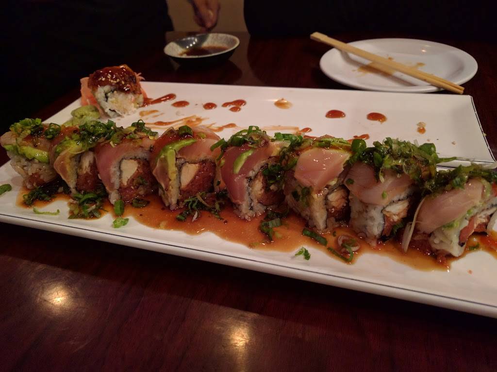 Sushi Gone Wild | restaurant | 24004 Vista Montana, Torrance, CA 90505, USA | 3103730706 OR +1 310-373-0706