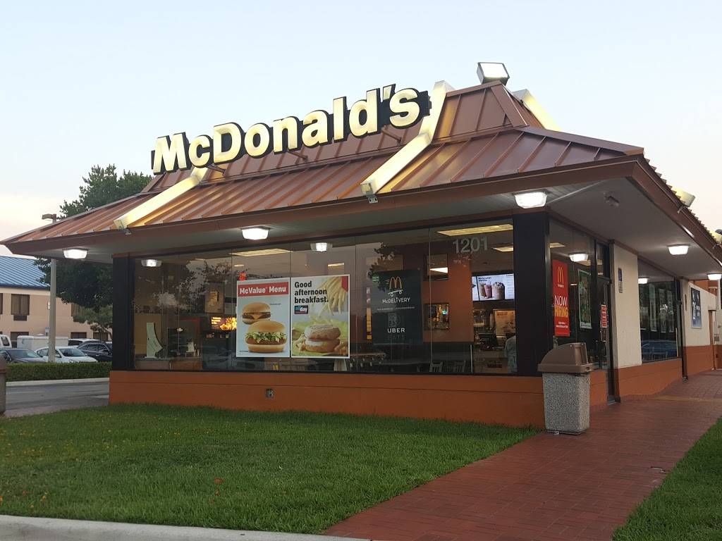McDonalds | cafe | 1201 FL-84, Fort Lauderdale, FL 33315, USA | 9545271017 OR +1 954-527-1017