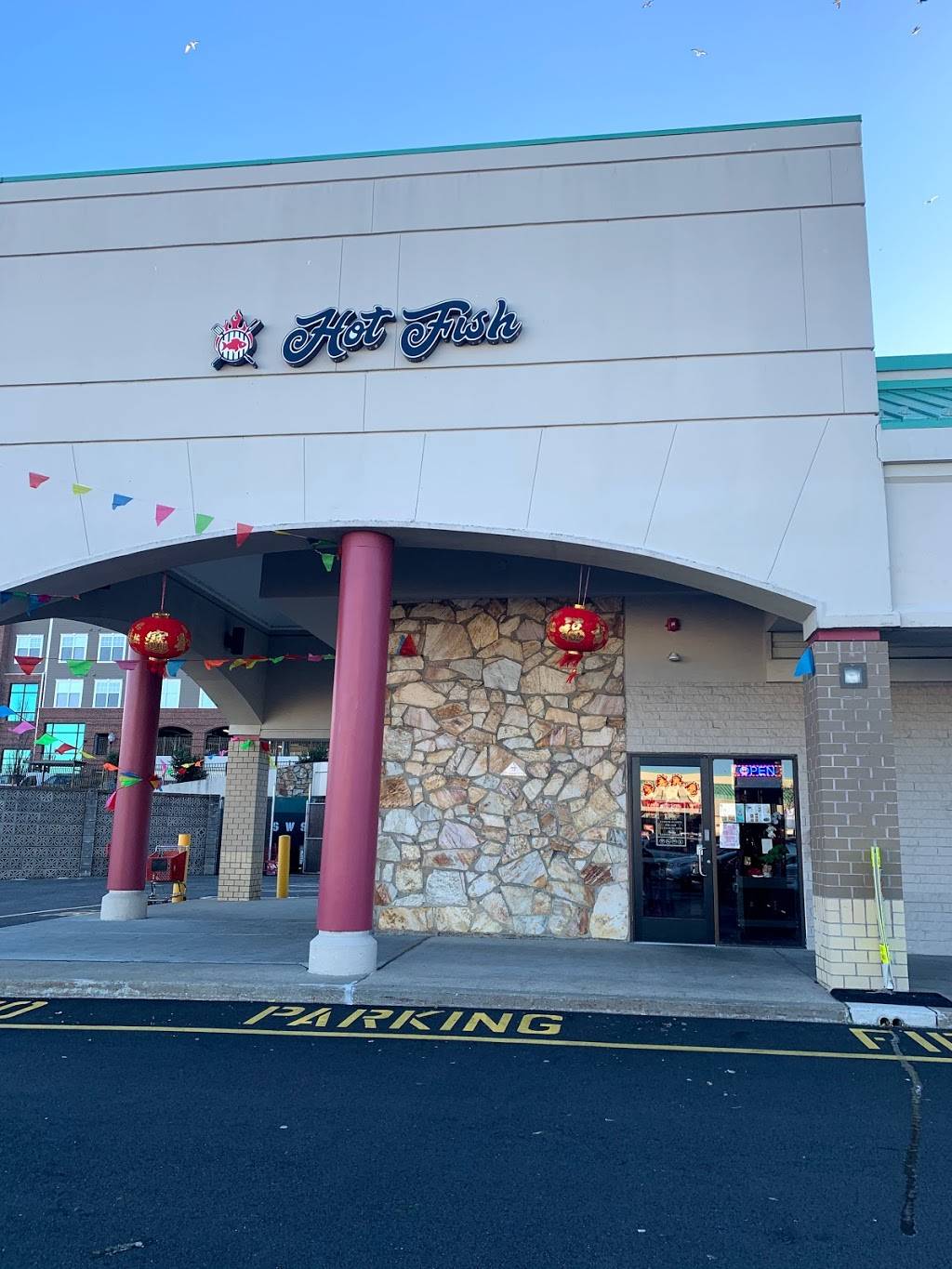 Hot fish | restaurant | 450 Hackensack Ave #6, Hackensack, NJ 07601, USA | 2018810180 OR +1 201-881-0180