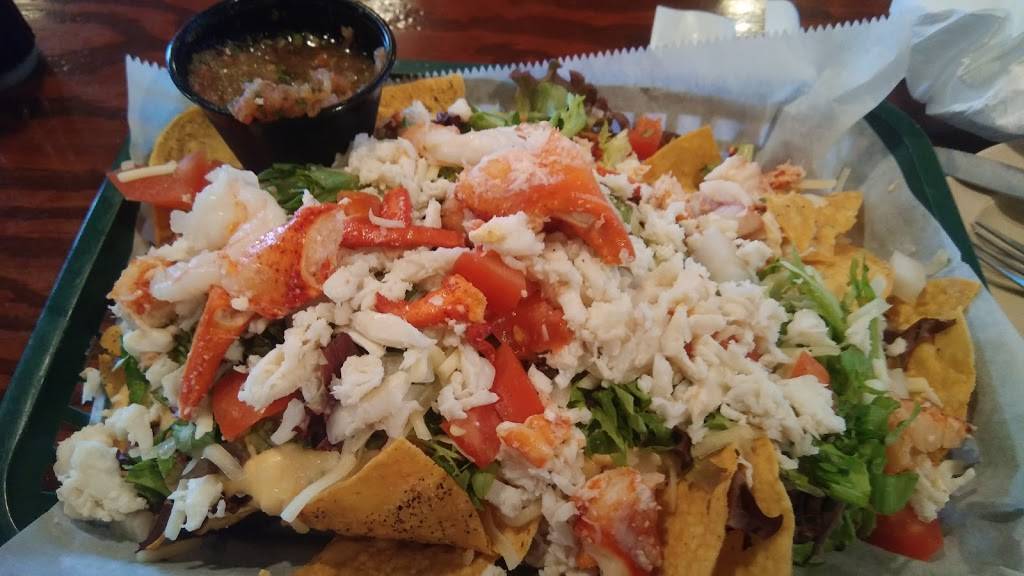 The Crooked Wood Bar And Grill | restaurant | 1100 Tarpon Woods Blvd, Palm Harbor, FL 34685, USA | 7272404866 OR +1 727-240-4866