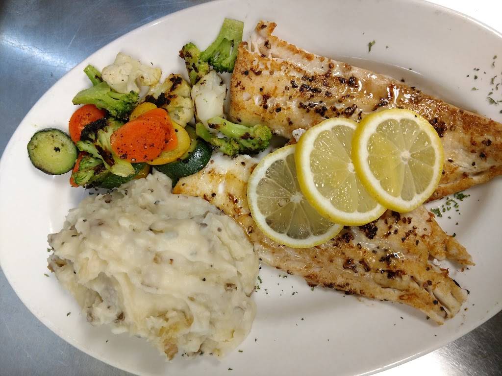 Puckers Sports Pub & Grille | restaurant | 3199 Whitewood St NW, North Canton, OH 44720, USA | 3309663373 OR +1 330-966-3373