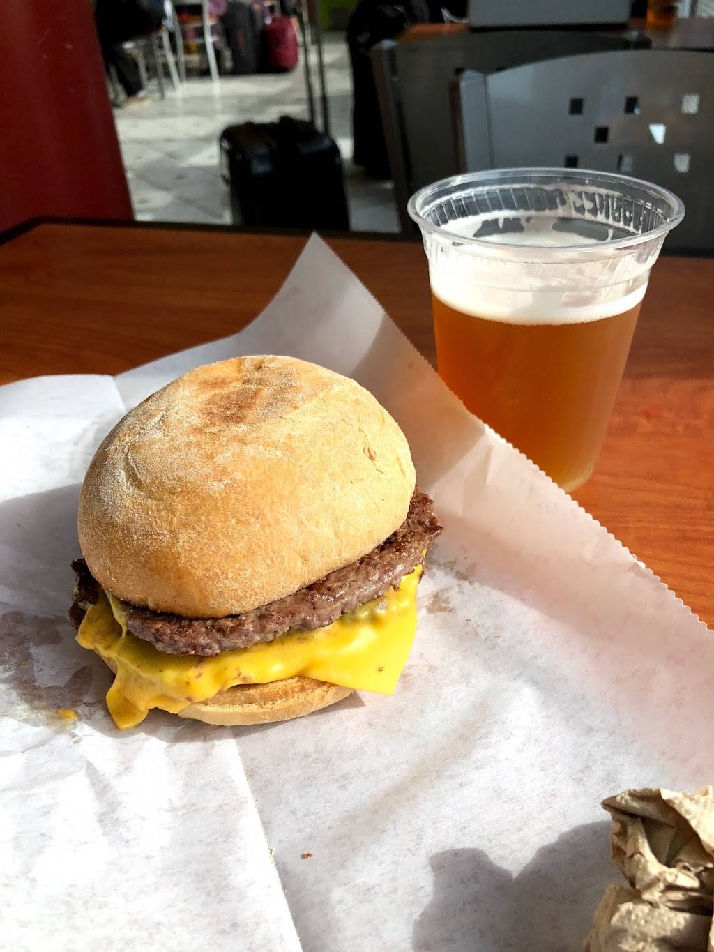 Billy Goat | restaurant | West OHare Avenue Terminal 1, Concourse C, Chicago, IL 60666, USA | 7734629368 OR +1 773-462-9368