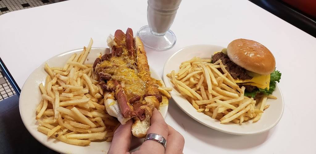 Steak n Shake | restaurant | 3409 US-60, Barboursville, WV 25504, USA | 3047332051 OR +1 304-733-2051