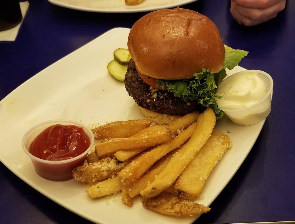 Bacalls Cafe | restaurant | 6118 Hamilton Ave, Cincinnati, OH 45224, USA | 5135418804 OR +1 513-541-8804