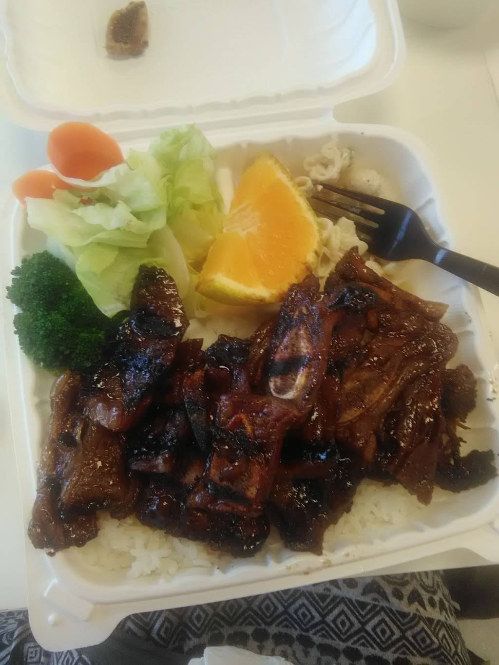 Yukaris Bento Box | restaurant | 1301 W Lockeford St, Lodi, CA 95242, USA | 2094265900 OR +1 209-426-5900