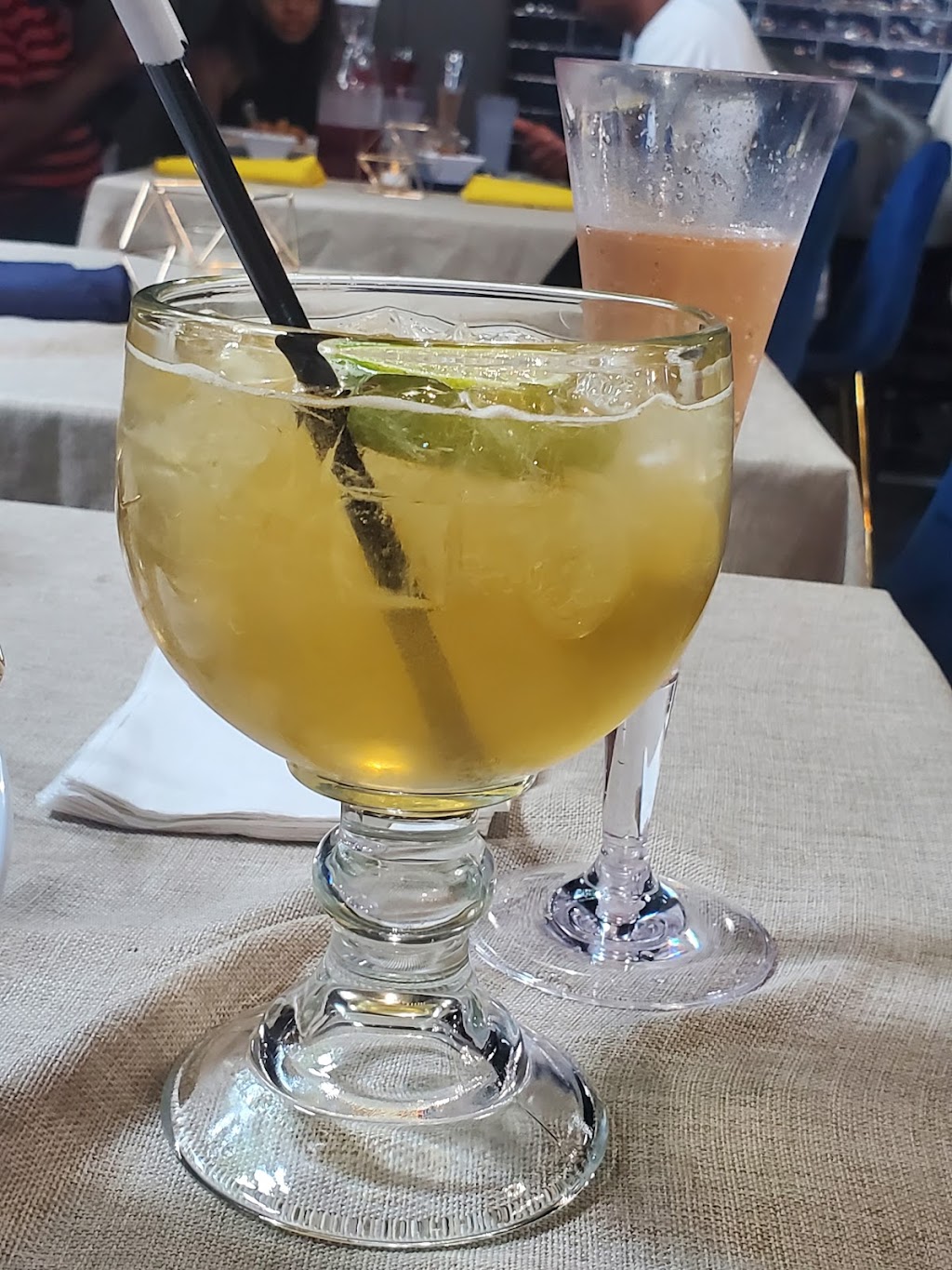 Platez Southern Kitchen & Cocktailz | restaurant | 130 Clairemont Ave, Decatur, GA 30030, USA | 6787968205 OR +1 678-796-8205