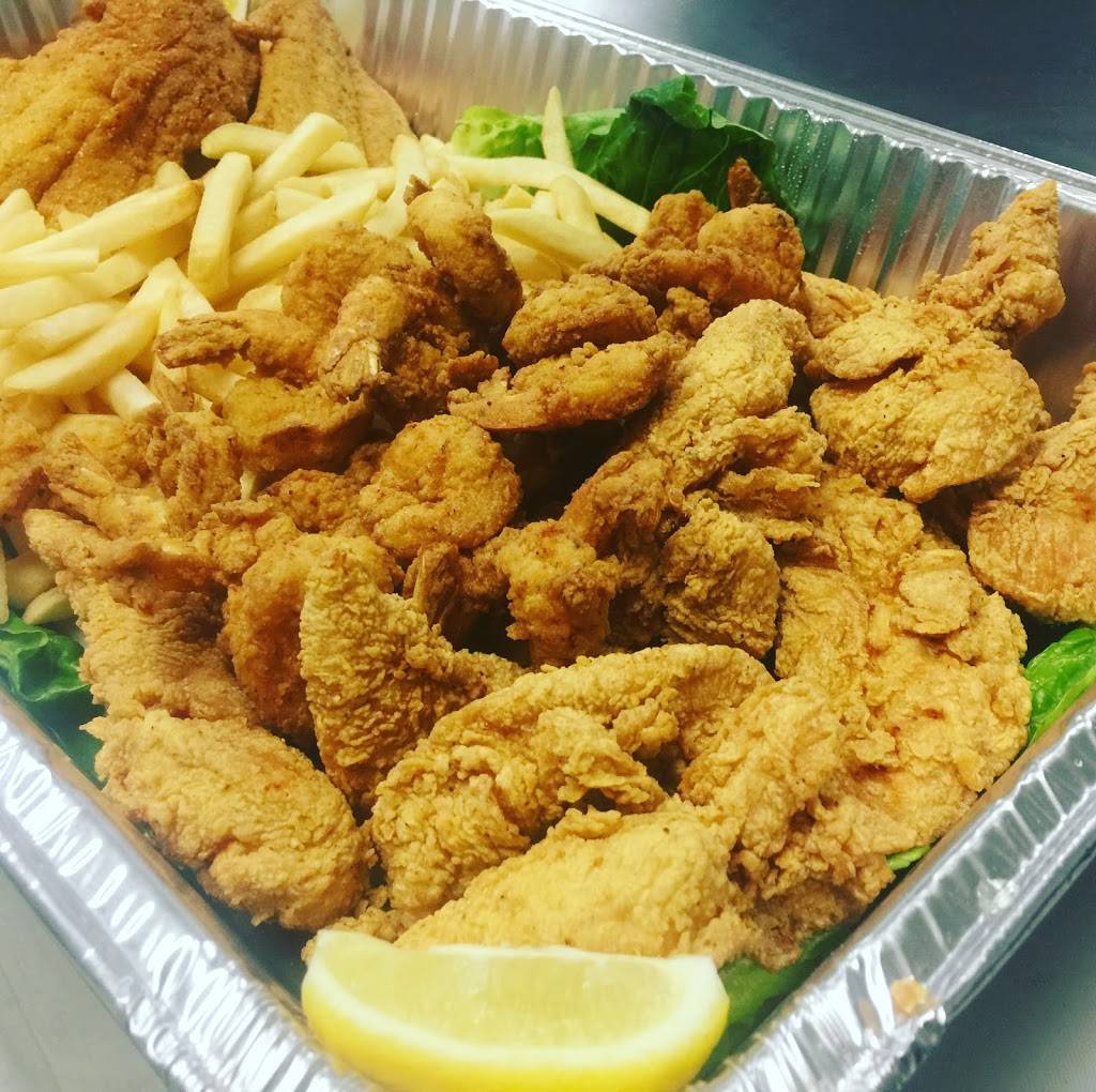 PJS Fish & Chicken | restaurant | 734 Greens Rd, Houston, TX 77060, USA | 8322301850 OR +1 832-230-1850