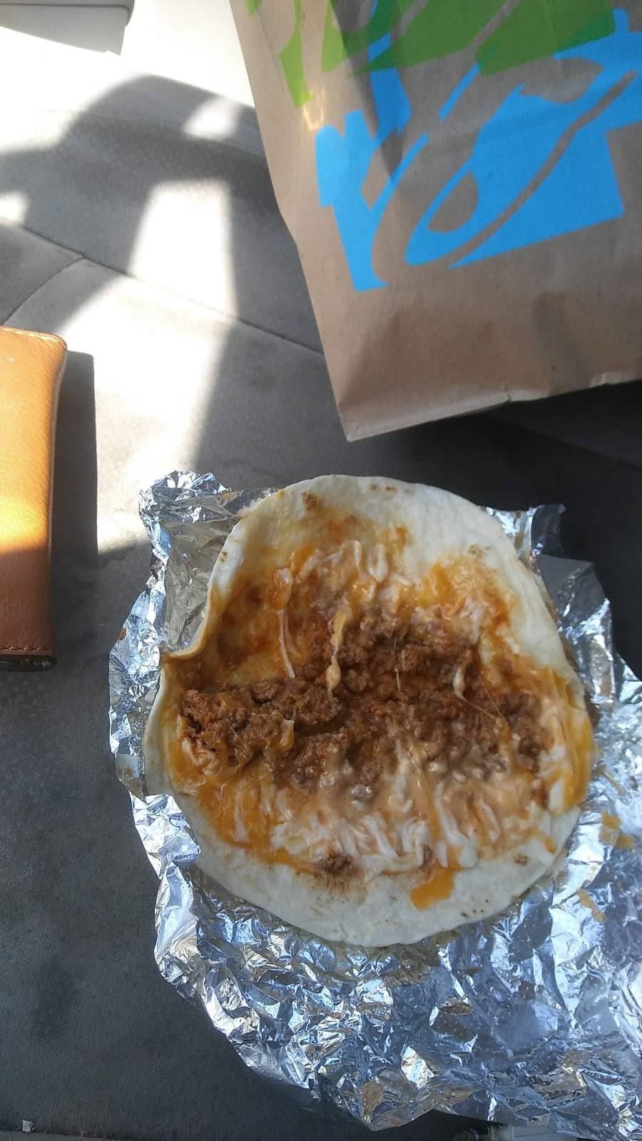 Taco Bell | meal takeaway | 2097 E Florida Ave, Hemet, CA 92544, USA | 9516580960 OR +1 951-658-0960