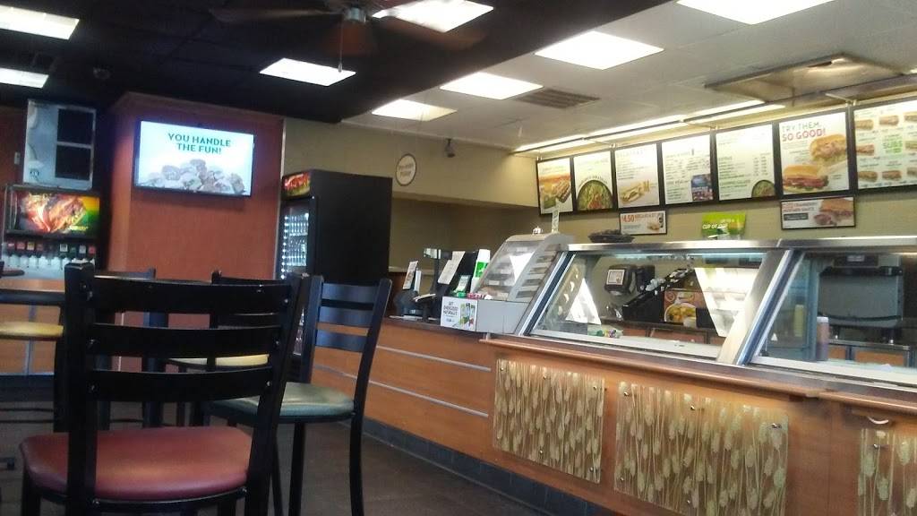 Subway Restaurants | restaurant | Fidelity Federal Plaza, 555 E Ocean Blvd Suite 105, Long Beach, CA 90802, USA | 5624326363 OR +1 562-432-6363