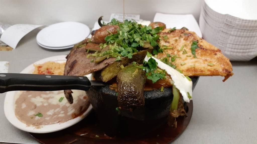 Mexi-wing IX | restaurant | 6925 Shallowford Rd, Chattanooga, TN 37421, USA | 4234683366 OR +1 423-468-3366