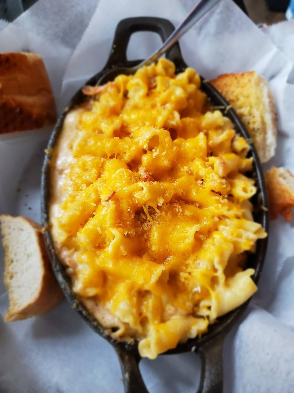 Barrel Junction | restaurant | 3108 William Flinn Hwy, Allison Park, PA 15101, USA | 4122130600 OR +1 412-213-0600