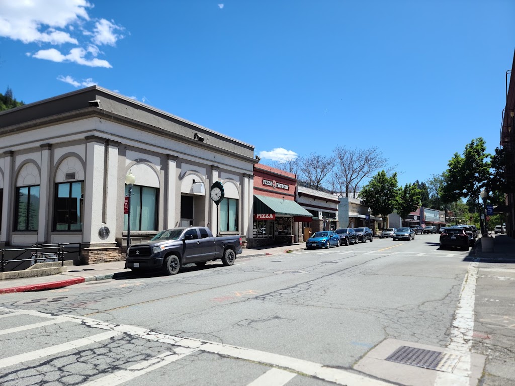 Pizza Factory | restaurant | 5804 Dunsmuir Ave, Dunsmuir, CA 96025, USA | 5302354849 OR +1 530-235-4849