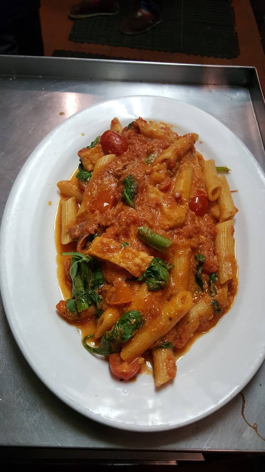 Mimmos Italian Restaurant | restaurant | 243 Long Beach Ave, York Beach, ME 03910, USA | 2073633807 OR +1 207-363-3807