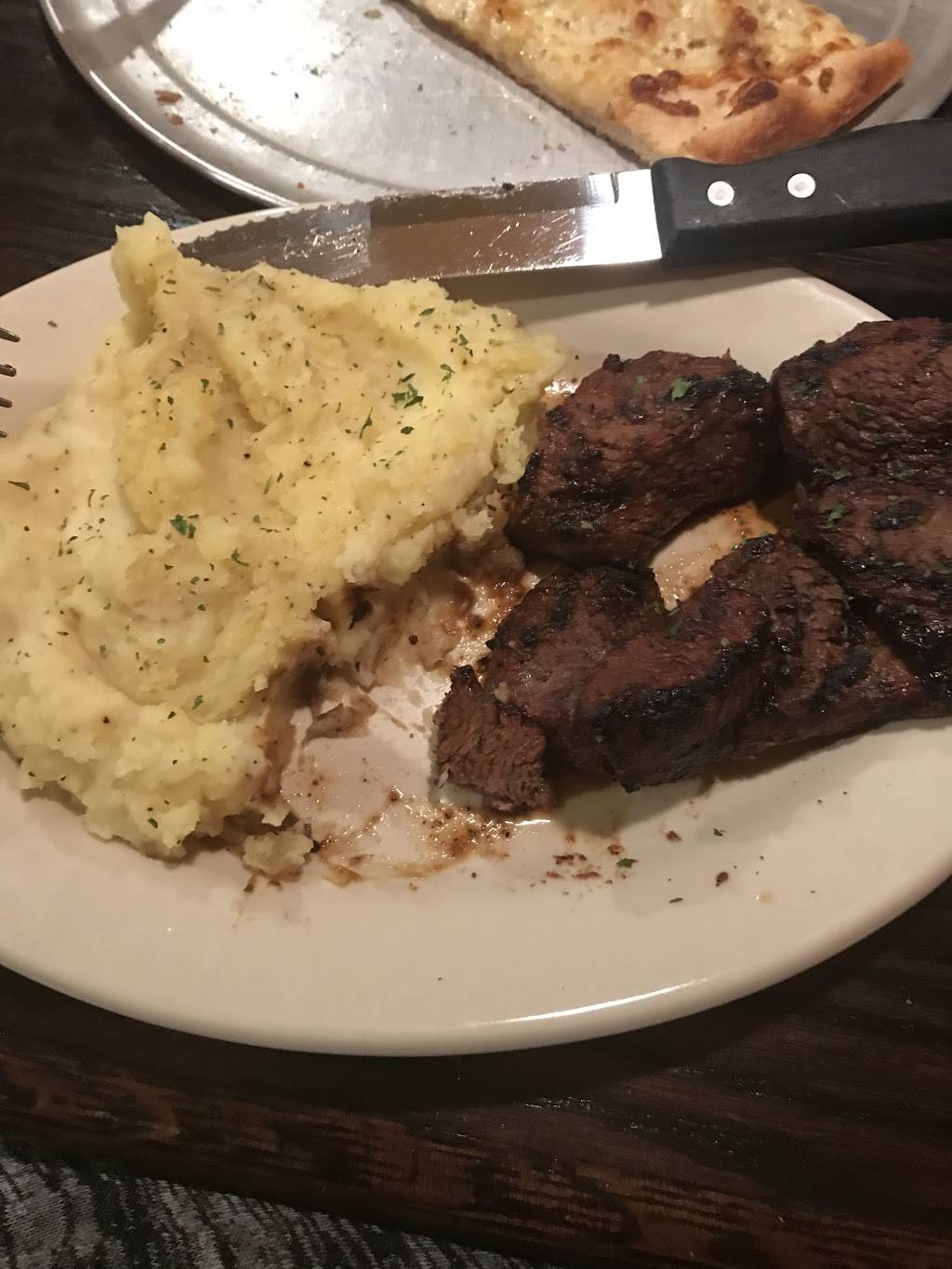 Roccos Pizza Bar & Grill | restaurant | 297 Derry Rd, Hudson, NH 03051, USA | 6035779866 OR +1 603-577-9866