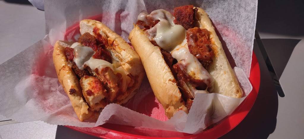 Kruks Philly Steaks | restaurant | 10041 University Plaza Dr #109, Fort Myers, FL 33913, USA | 2393623059 OR +1 239-362-3059