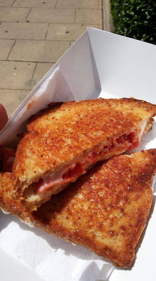 Lil Cheezers | restaurant | Mobile, Louisville, KY 40214, USA | 5029393972 OR +1 502-939-3972