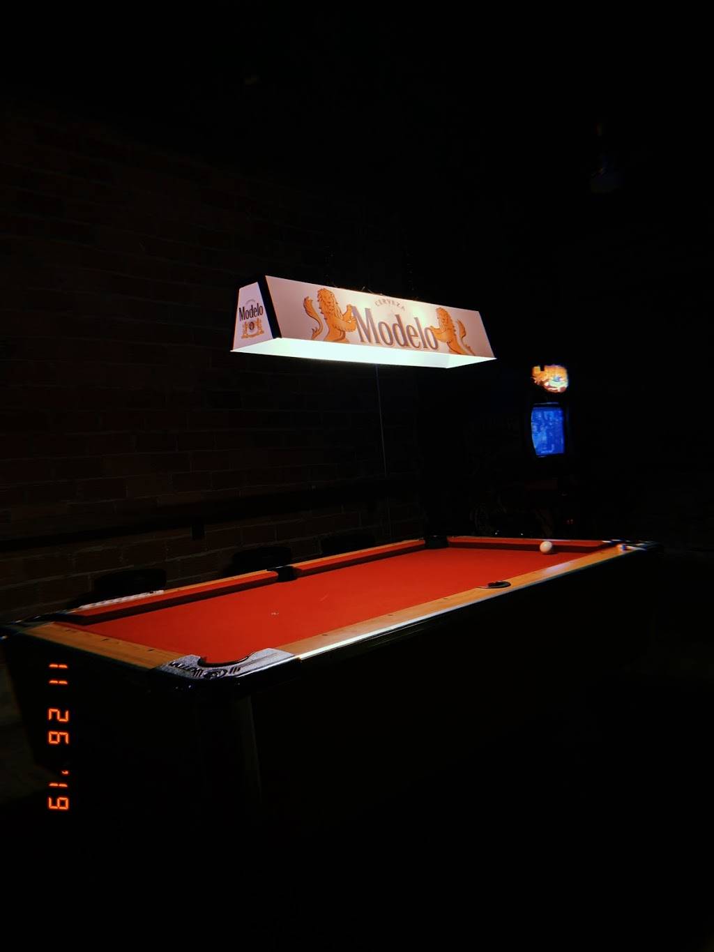 The Peak Inn | restaurant | 132 N Peak St, Dallas, TX 75226, USA | 2143778828 OR +1 214-377-8828