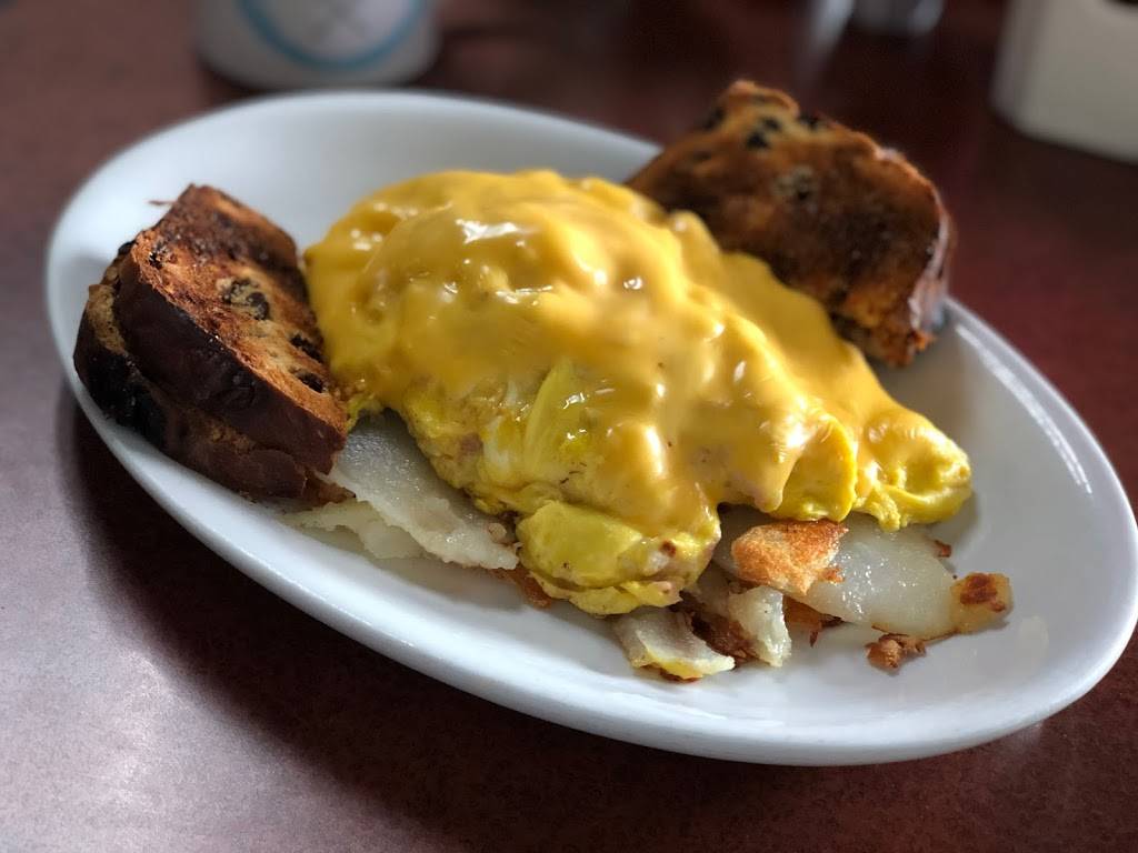 GG’s Cafe | restaurant | 110 W Main St, Parma, MI 49269, USA | 5175315864 OR +1 517-531-5864