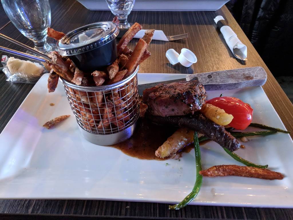 Resto-Bar La Galoche | restaurant | 1065 Rue du Marché, Acton Vale, QC J0H 1A0, Canada | 4505464011 OR +1 450-546-4011