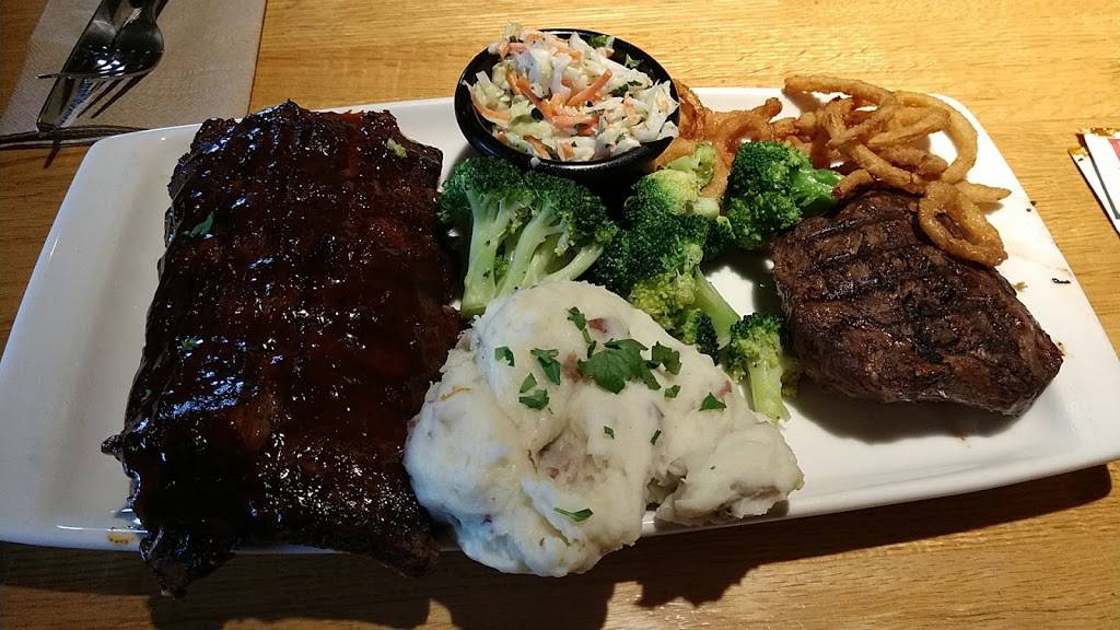 Applebees Grill + Bar | restaurant | 12 Colonnade Way, State College, PA 16803, USA | 8142353890 OR +1 814-235-3890