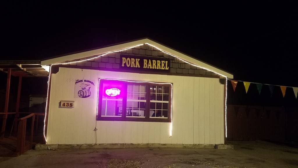 The Pork Barrel | restaurant | 435 W MacArthur Dr, Cottage Hills, IL 62018, USA | 6182587650 OR +1 618-258-7650