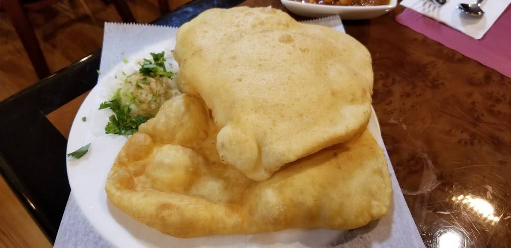 Dharani Indian Restaurant | restaurant | 485 Georges Rd, Dayton, NJ 08810, USA | 7326660006 OR +1 732-666-0006